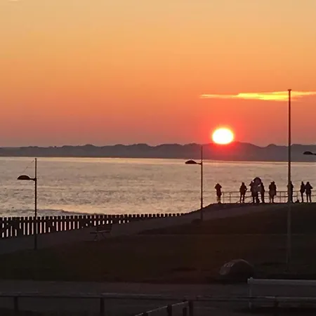 Apartamento Mit Meerblick Auf Robbenbaenke Von Norderney, Geschuetzter Suedwestbalkon Baltrum