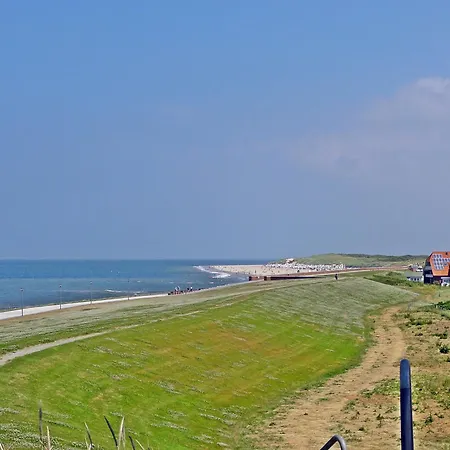 Mit Meerblick Auf Robbenbänke Von Norderney, Geschützter Südwestbalkon Apartment *